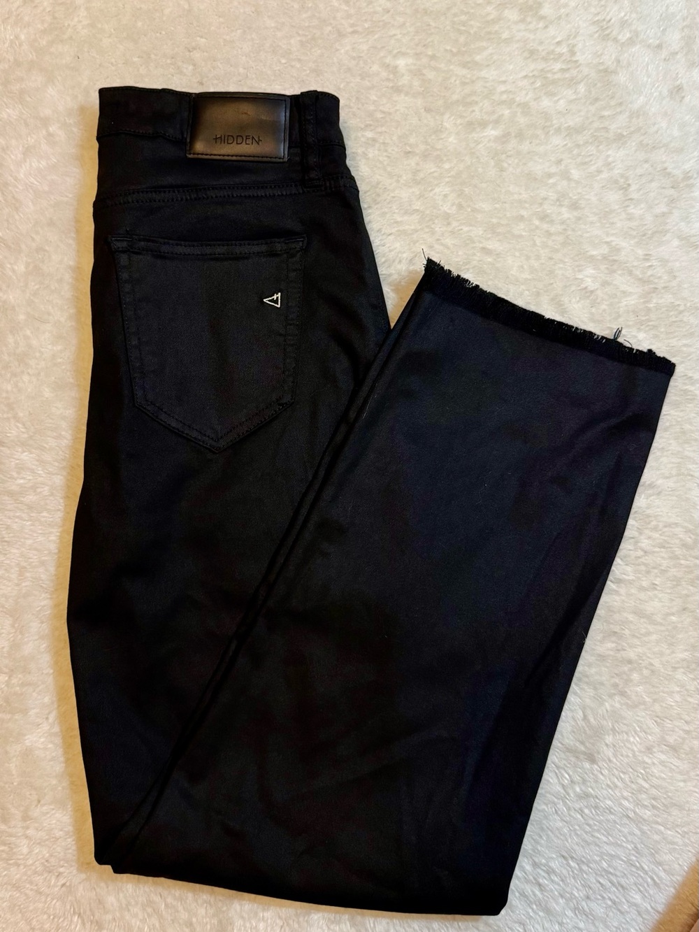 Hidden Jeans Black Straight Leg Jeans with Raw Hem, Great Fit!!!